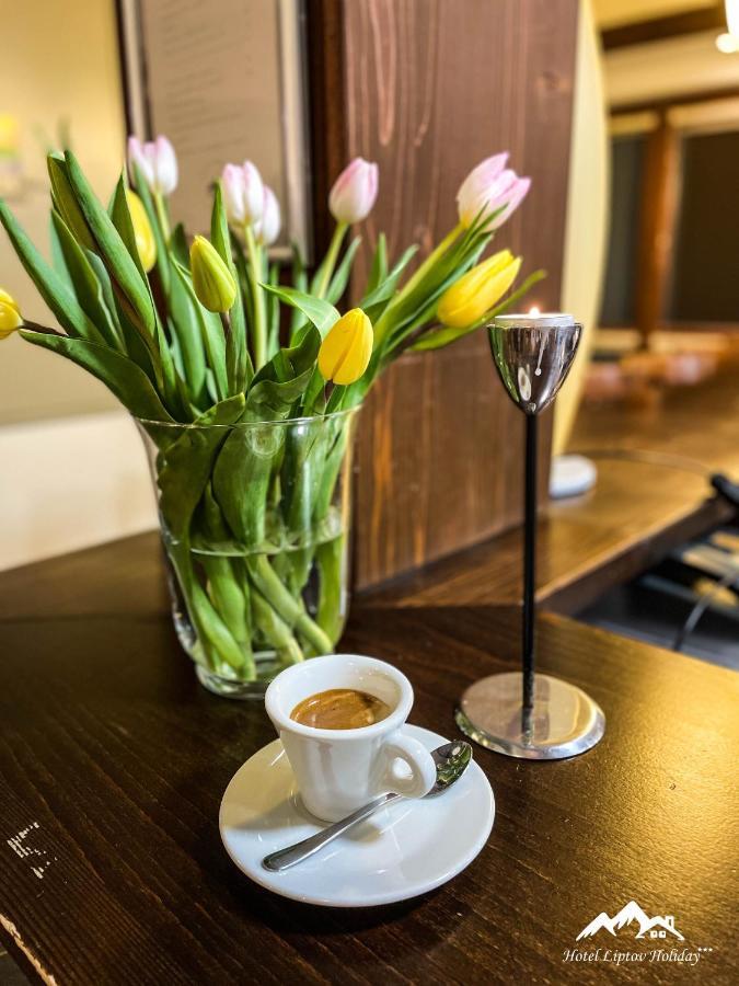 Hotel Liptov Holiday *** Liptovsky Trnovec Bagian luar foto